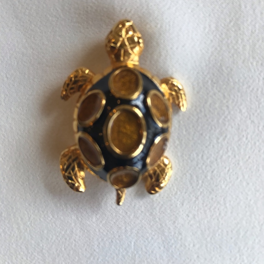 Turtle Brooch - image 8